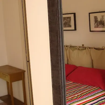 Vince's House شقة